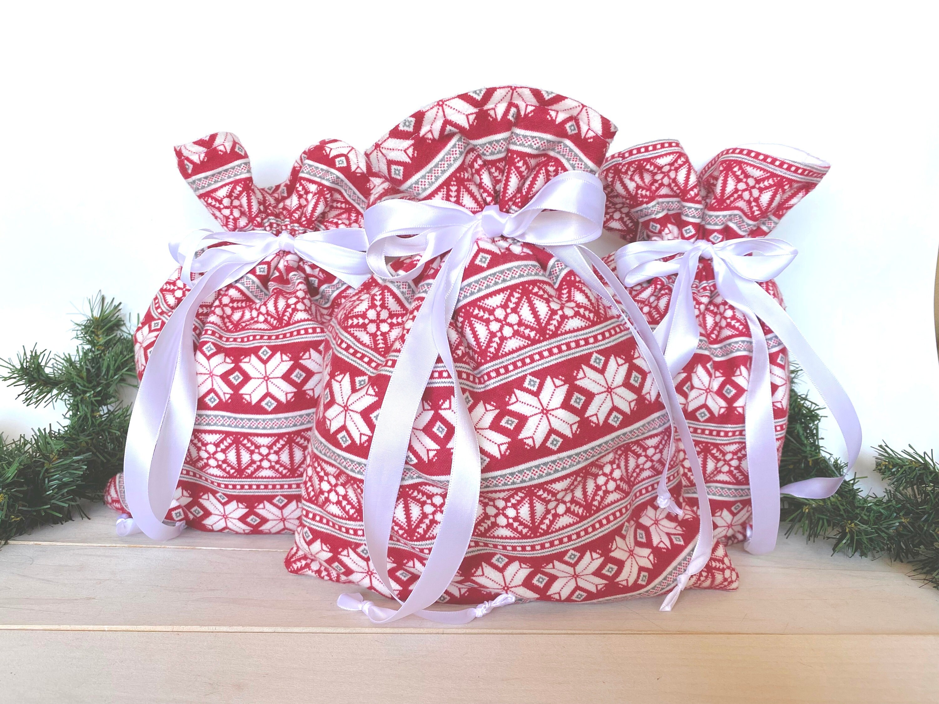 Scandinavian Christmas Gift Wrap Red Retro Vintage Christmas