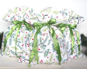 Christmas Mistletoe Fabric Gift Bag, Holiday Drawstring Reusable Gift Wrap, Eco Friendly Wrapping, Santa Sack