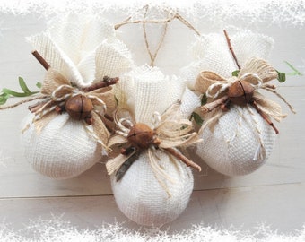 Natural Christmas Tree Ornament, Primitive Rustic Christmas Tree Ball