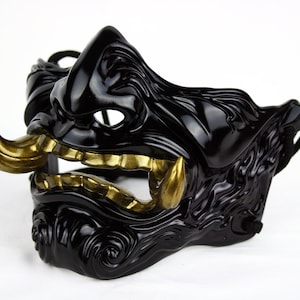 Geist von Tsushima schwarze Reißzahn-Maske, Jin Sakai Maske, Mempo Reißzahn-Maske