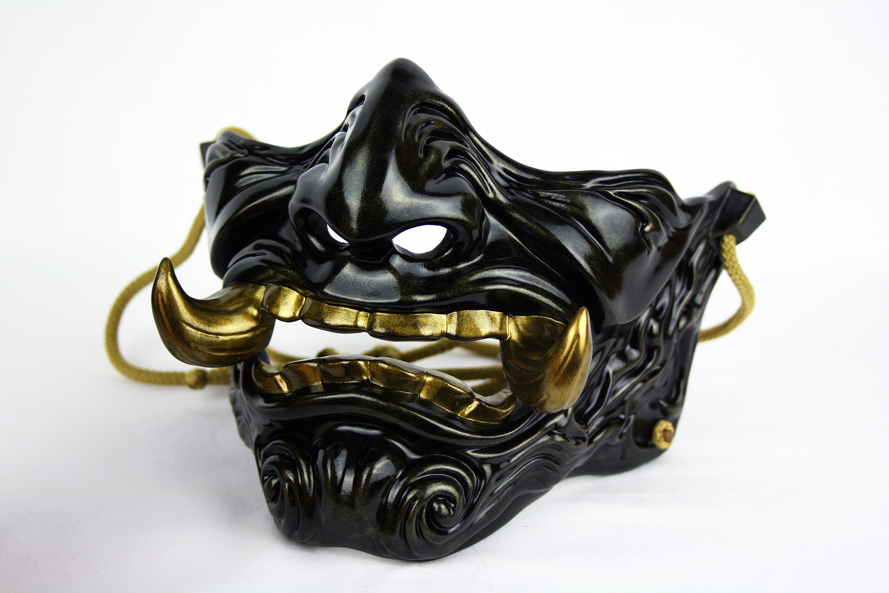 Dark Bronze Fanged Mask: Ghost of Tsushima Jin Sakai Cosplay