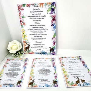 25 o 50 - Confirmación de asistencia para boda, Menú a elegir, Confirmación de asistencia y Tarjetas de menú o Tarjetas de menú de mesa Diseño 11A Ciervo + Flores personalizadas + Sobres