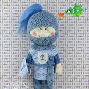 Crochet Knight PDF pattern image 1