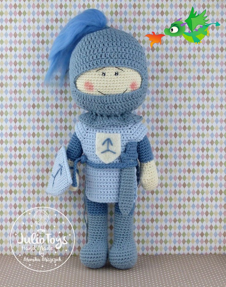 Crochet Knight PDF pattern image 1