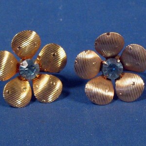 Vintage Screw on Earrings Set of Two Pairs image 2