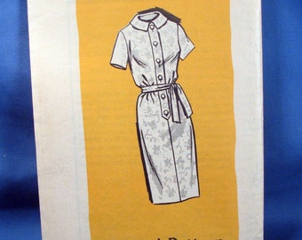 Vintage Sewing Pattern - Misses Dress Size 14-1/2