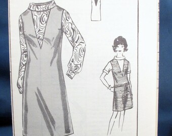 Vintage Sewing Pattern Misses Blouse and Jumper Size 14