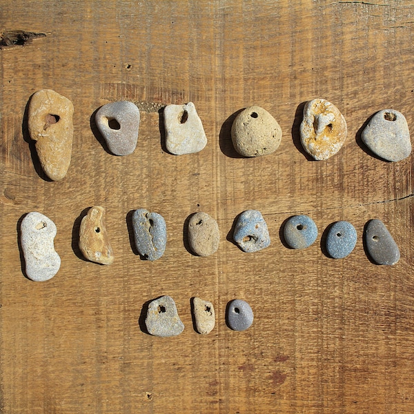 20 pcs Bulk Natural Hag Stones Lake Erie - Fairy Stones - Witch Stones - Hex Rocks - Holeys - Holy Stone - Adder Stones - Eye Stone