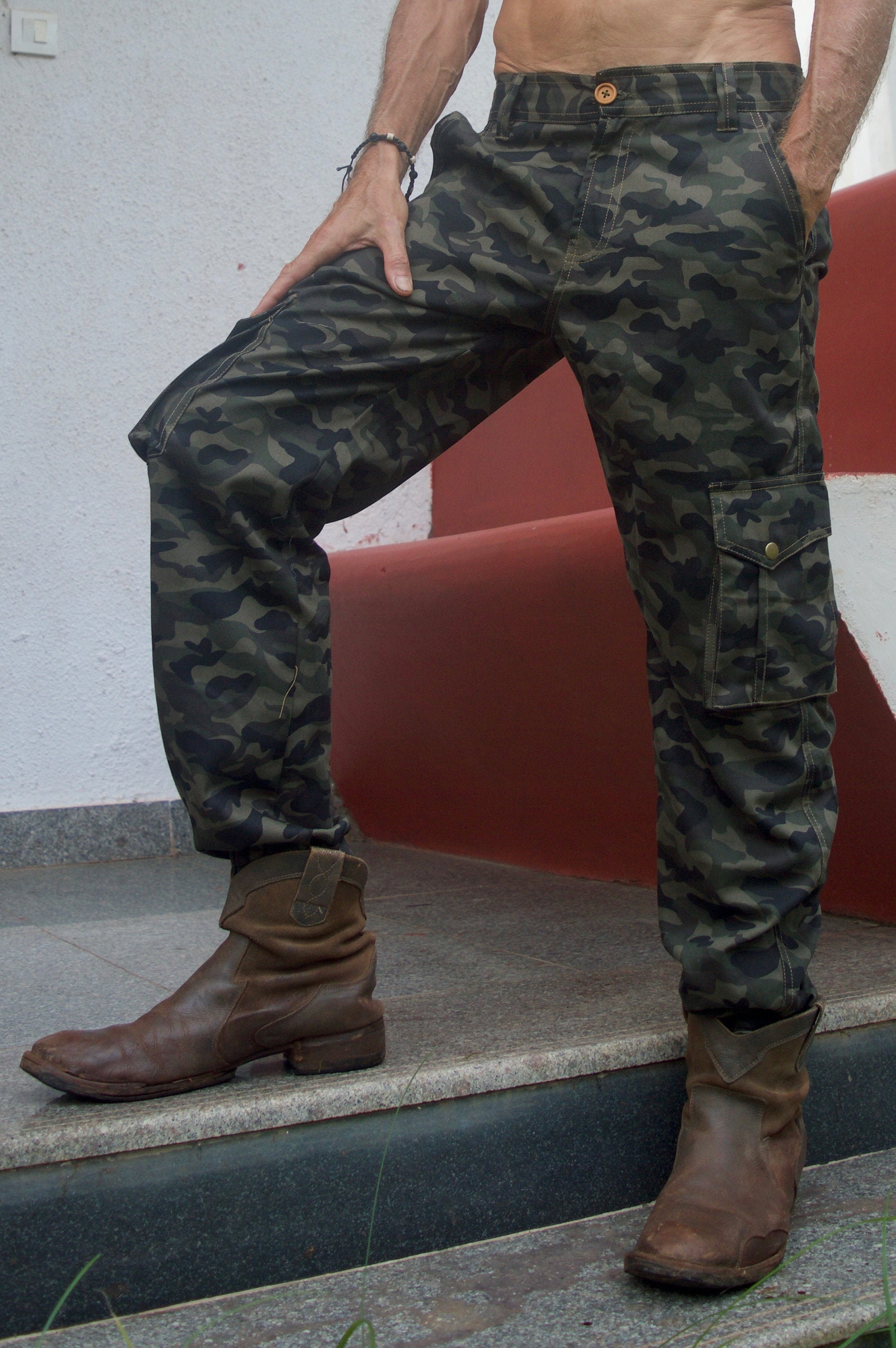 Wholesale Men And Women Casual Camouflage Printed Loose Toe Cargo Pants