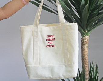 Customized Name Tote Bags Embroidered Tote Bag Bridesmaid Gift Beach Bag Monogram Bag Canvas Tote Bag Bridesmaid Bag 24070203