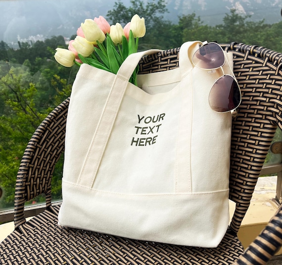 Customized Name Tote Bags Embroidered Tote Bag Bridesmaid Gift Beach Bag Monogram Bag Canvas Tote Bag Bridesmaid Bag 24072701