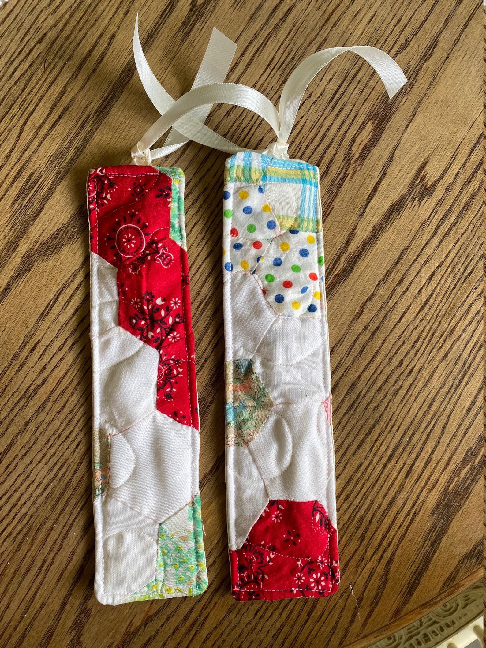 Set of 2 Vintage Quilt Top Bookmarks Quilted Bookmarks Etsy