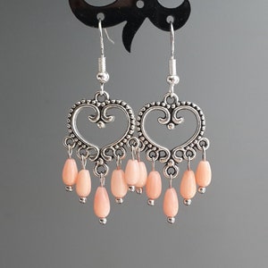Brincos de coral rosa pêssego Brincos lustre de coral Coral rosa claro Joias femininas Prata tibetana 925 Ganchos esterlinas