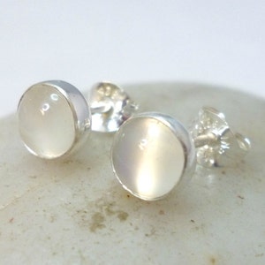 White Moonstone Stud Earrings .. 6MM Round .. Moonstone Earrings .. Moonstone Jewelry .. Small Stud Earrings .. Handmade Jewelry