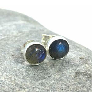 Labradorite stud earrings 6mm .. Labradorite jewelry .. Silver Studs .. Labradorite Earrings .. Handmade Jewelry