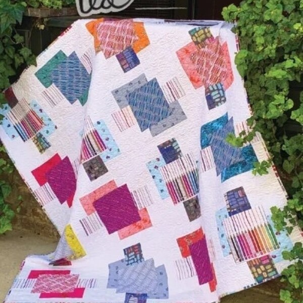 Scrapbooking Quilt Pattern By Sweet Tea Pattern Co. by Jennifer McClanahan