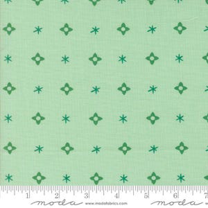 Kleine Weihnachten by Lizzy House- Mint 37135 16- Half Yard- Juni 2025