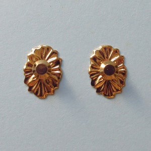 1/12th Scale Dolls House Miniatures - Brass Medallion Door Knobs - Pack of 2 (HW1111)