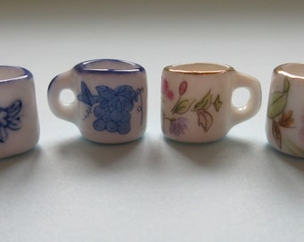 1/12th Scale Dolls' House Miniature - Set of 4 Floral Mugs (D2221)
