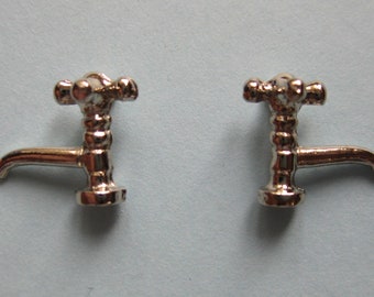 1/12th Scale Dolls' House Pair of Chrome Taps (DIY697)