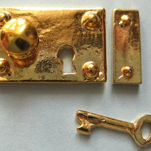 1/12th Scale Dolls' House Brass Lock & Key (DIY600)