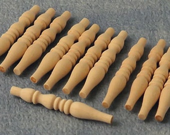 Miniatury domków dla lalek w skali 1/12 – drewniane wrzeciona – opakowanie 12 sztuk (DIY95603)