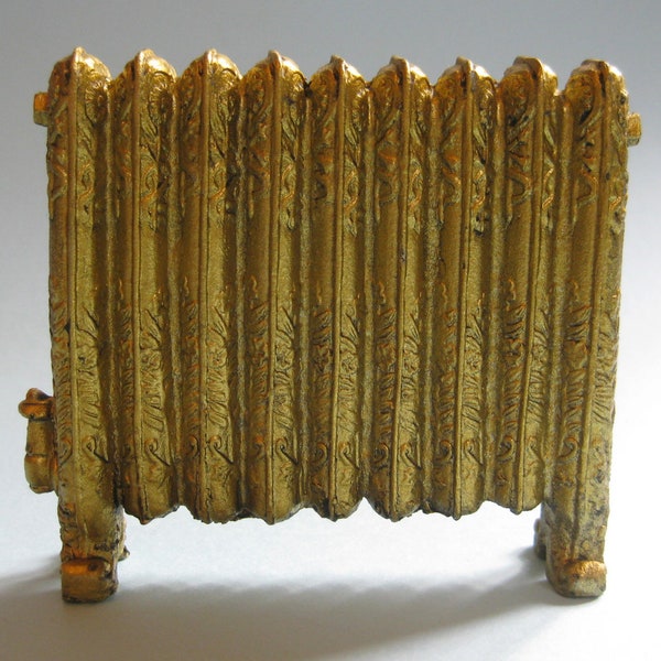 1/12th Scale Dolls' House Cast Iron Effect Radiator - Antique Gold (D2329)