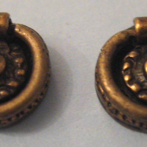 1/12th Scale Dolls' House Antique Brass Ring Handle Drawer Pulls - Pack of 2 (DIY719)