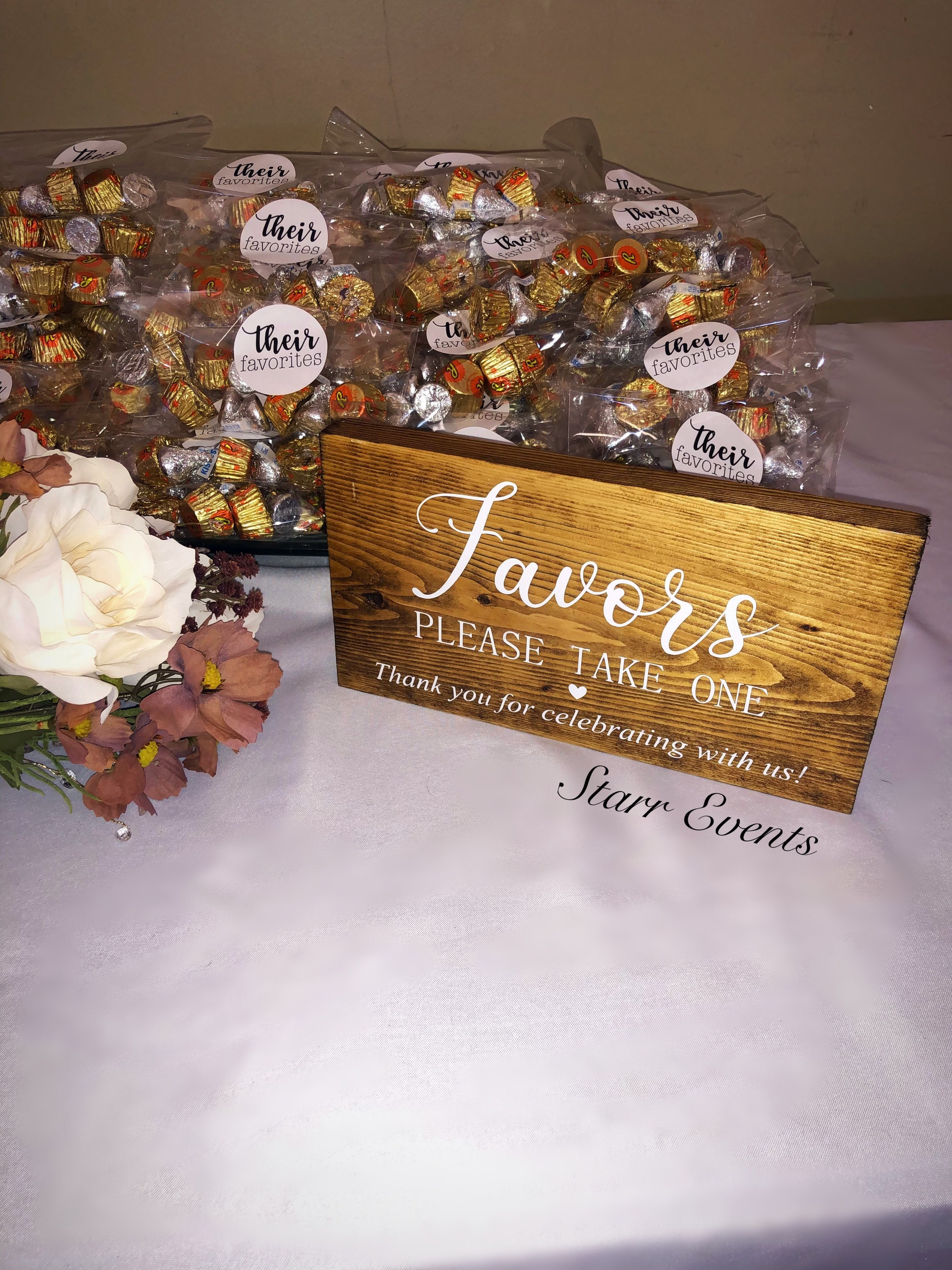 Wedding favors sign. Stained Wedding signs. Rustic Wedding decorations Farmhouse Wedding decor. Wooden favors please take one wedding signs