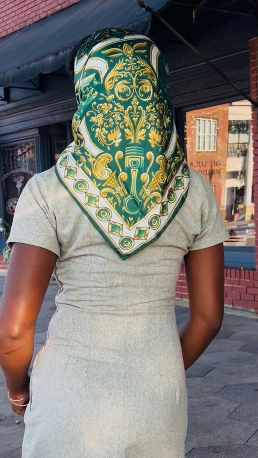 Foulard En Soie Vintage SERICA LARIANA - 76x76 Cm, Fond Ivoire, Fait à Como
