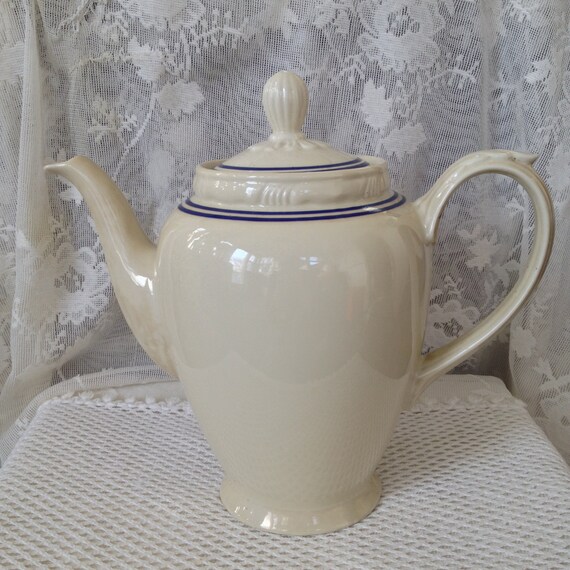 Bareuther Handgemalt Coffee Pot Creamy Ivory, Hand Painted Blue Cobalt Trim, 1931 thru 1950, Bavaria