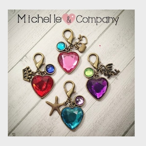 8 - Descendants 3 Zipper Pull Backpack Charms Party Favors Mal Evie Uma Audrey Party Favors Long Live Evil Party Favors Descendants 3