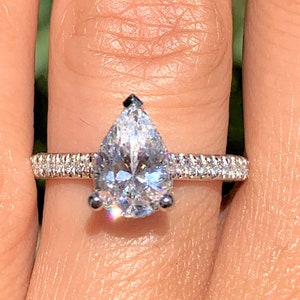 1.00CT Diamond Pear Shape Under Halo Solitaire Diamonds on Prong Engagement Ring Diamonds Band Rings Platinum 18K 14K White Yellow Rose Gold