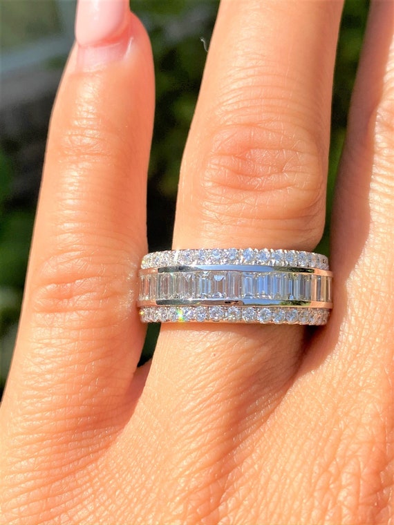 Horizontal Baguette Cut Diamond Eternity Band – SEA Wave Diamonds