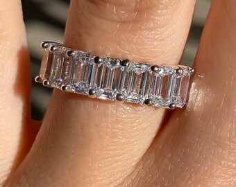 7.50CT ダイヤモンド エメラルドカット エタニティ バンド