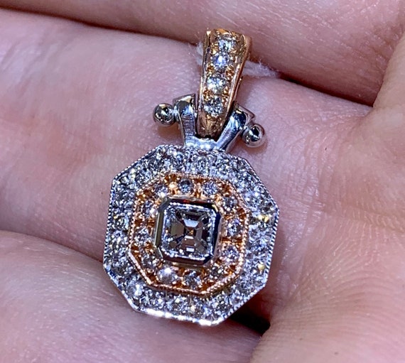 Asscher pendant deals