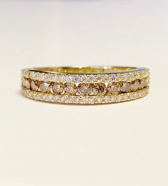 Chocolate diamond eternity ring deals