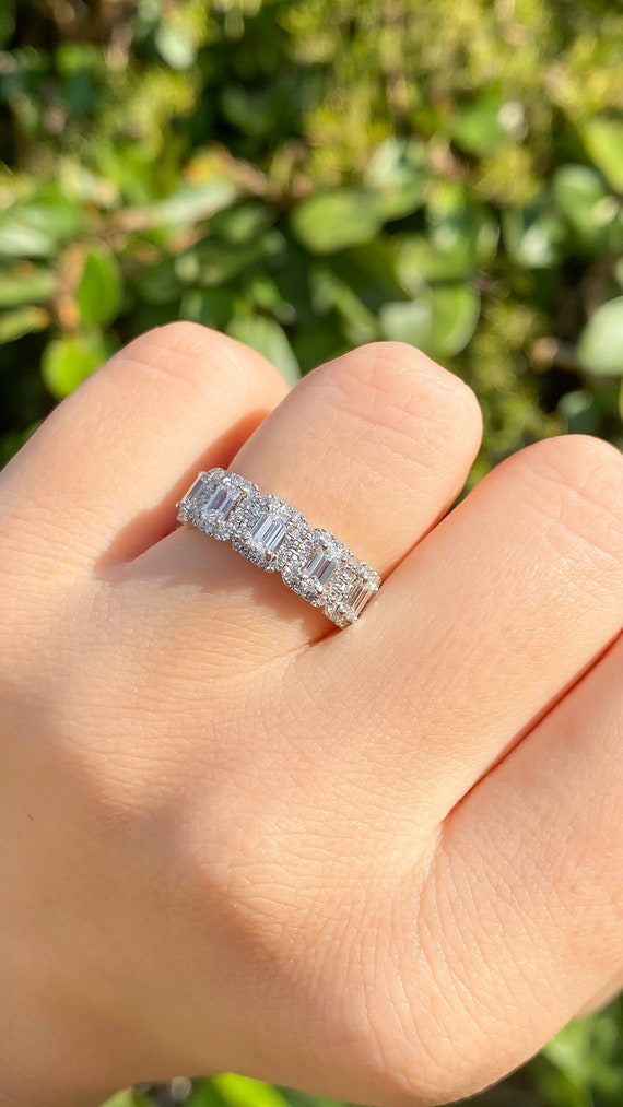1.00CT Diamond 5 Stone Emerald Cut Shape Halo Diamonds Rings 1.00CT Diamond 5 Stone Emerald Cut Shape Halo Diamonds Rings