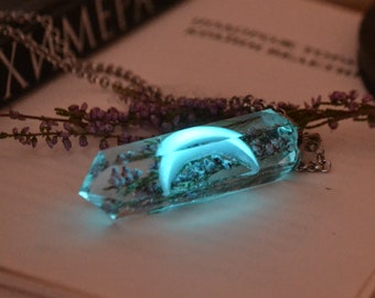 how to make glowing jewelry