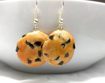 handmade cookie earrings for women, Chocolate chip cookie earrings, Miniature food earrings