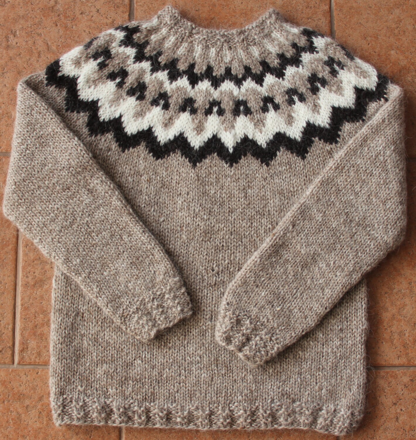 Icelandic wool sweater. Lopapeysa. Handmade. Etsy