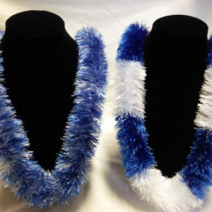 Eyelash Yarn Lei - Blue & White