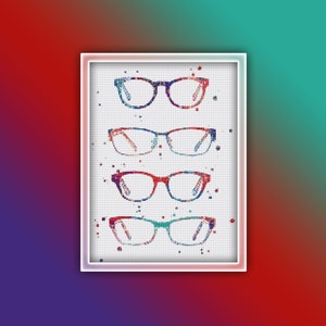 Puede incluir: Cuatro pares de gafas en un marco blanco. Las gafas son de diferentes colores y tienen un efecto acuarela. Las gafas están dispuestas verticalmente.