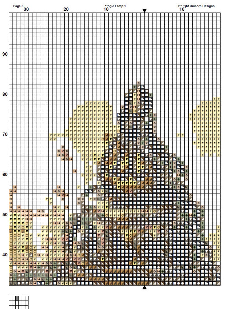Op de afbeelding: Een kruissteekpatroon voor een magische lamp met een kleurenschema in bruin, beige en geel. Het patroon bevindt zich op een raster met nummers en letters ter referentie. Het patroon is van Light Unicorn Designs.