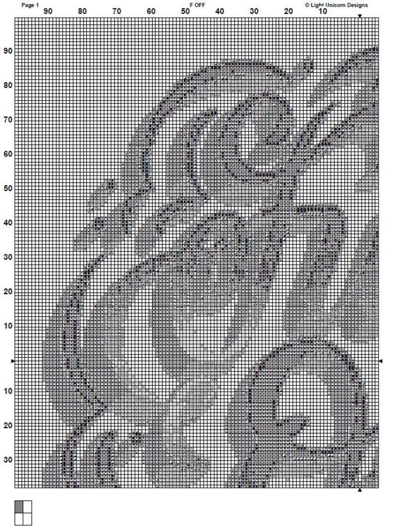 Pode incluir: Padr&atilde;o de ponto cruz preto e branco com um design detalhado de um buqu&ecirc; de flores. O padr&atilde;o est&aacute; em uma grade com n&uacute;meros e letras para refer&ecirc;ncia.