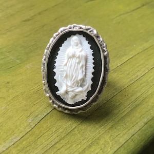Bague Notre-Dame de Guadalupe, bijoux Notre-Dame de Guadalupe, bague tendance, cadeau catholique, bague camée, bague en argent, cadeau de confirmation,