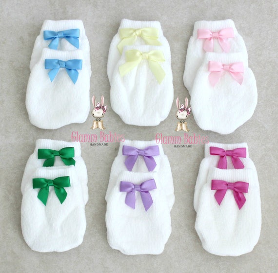 socks and mittens newborn