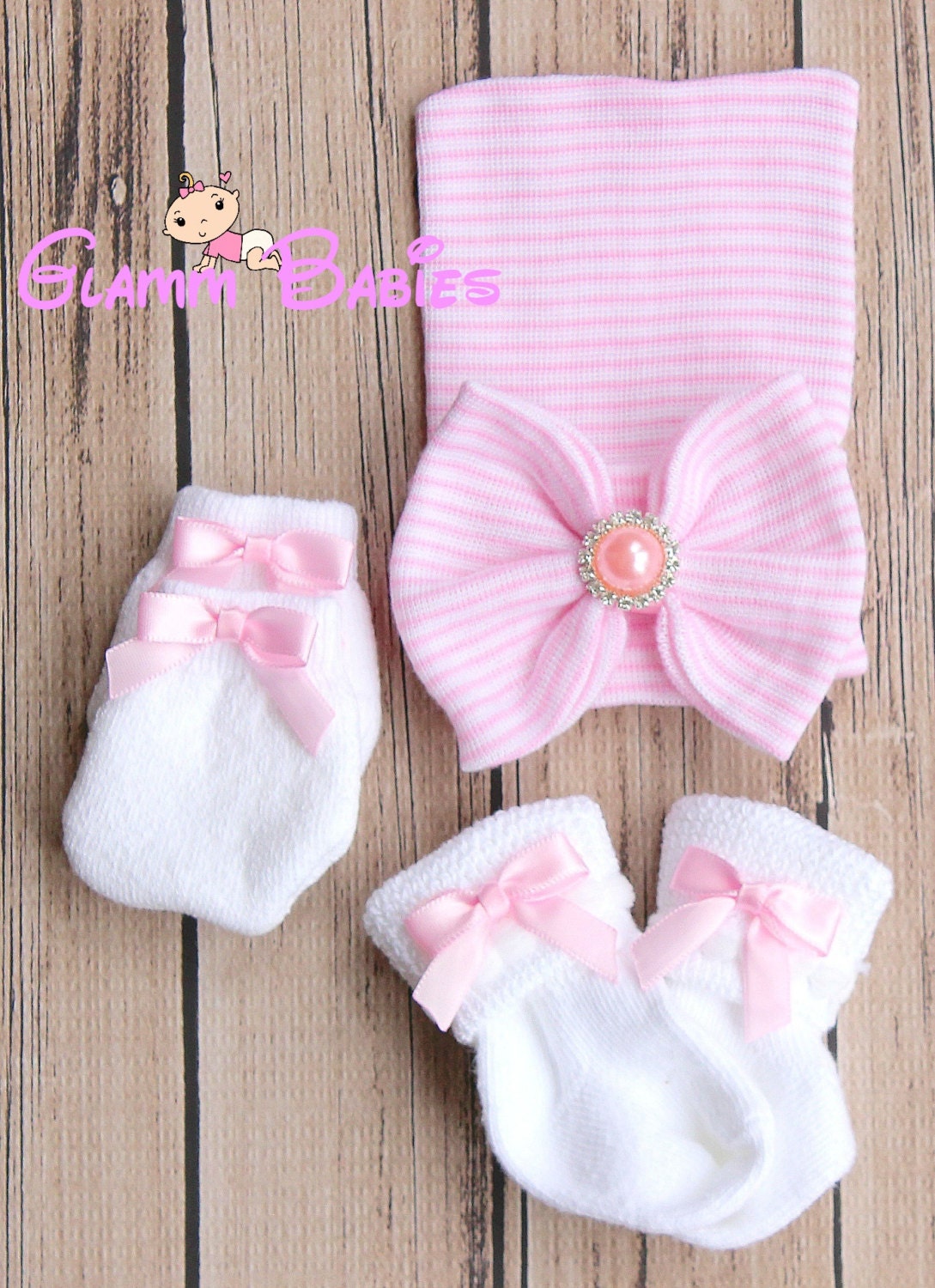 Newborn Hospital Beanie. First Bow Baby Beanie . Princess Pink Baby G…