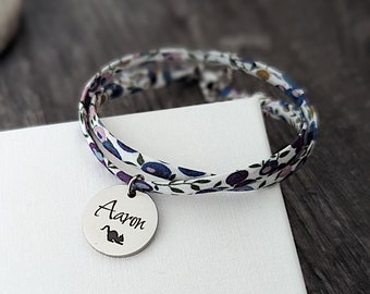 Bracelet personnalisé cordon liberty médaille à graver, bijou personnalisé, cadeau maitresse, fête des mères, marraine, maman, cadeau noël