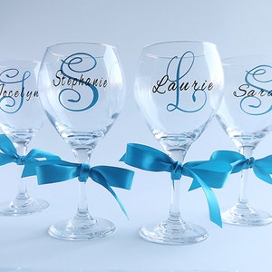 Bridesmaid wine glass bridal party gift personalized wedding wine glass